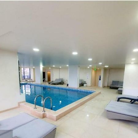 Alezzi Beach Vibe Family Studio With Spa Piscina Interioara Incalzita Sauna Jacuzzi Gym Navodari Ngoại thất bức ảnh