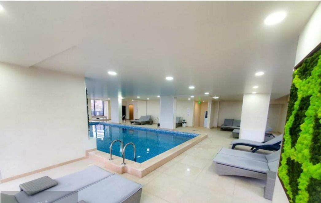 Alezzi Beach Vibe Family Studio With Spa Piscina Interioara Incalzita Sauna Jacuzzi Gym Navodari Ngoại thất bức ảnh